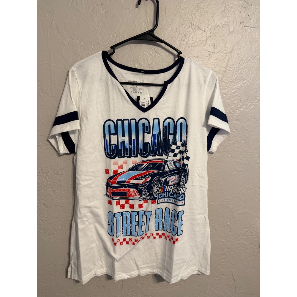 NASCAR Chicago Street Race Graphic T-Shirt Womens Large White Navy Ringer Tee